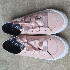 Sperry Women's Pink Sneakers